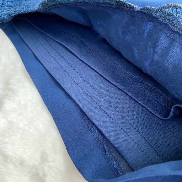 Francesca’s Boutique Shorts w/ Lace in Size Medium - Picture 7 of 10